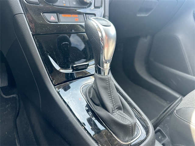 2019 Buick Encore Preferred photo 17