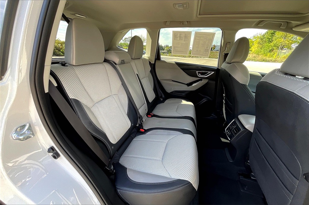 2024 Subaru Forester Premium photo 26