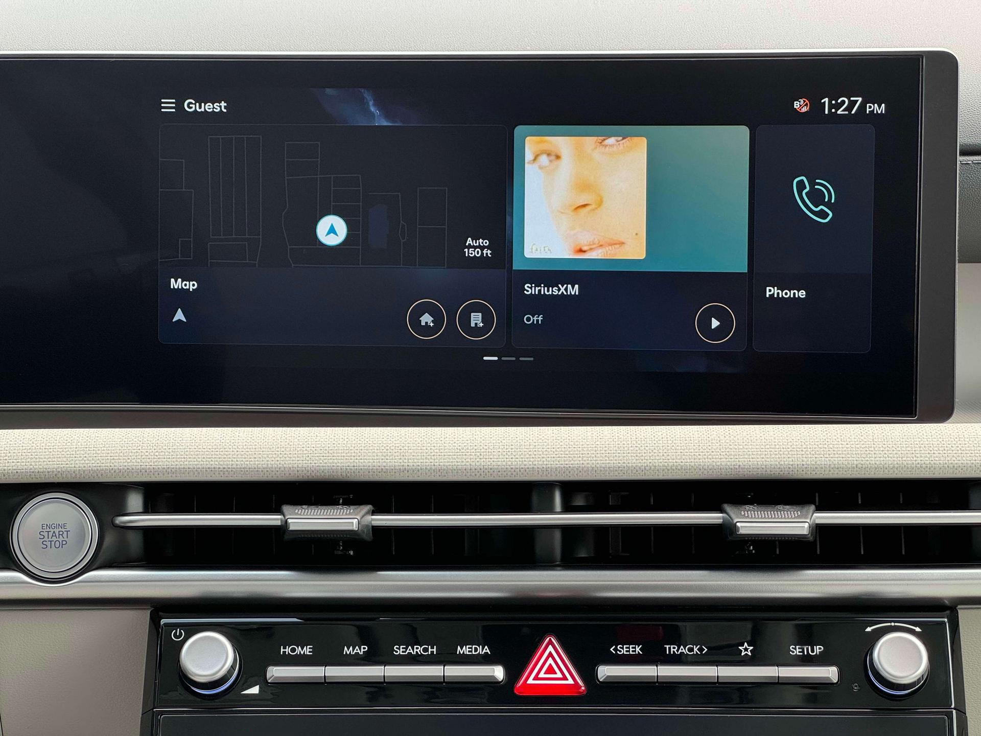 New 2025 Black Hyundai SEL Convenience FWD image 19