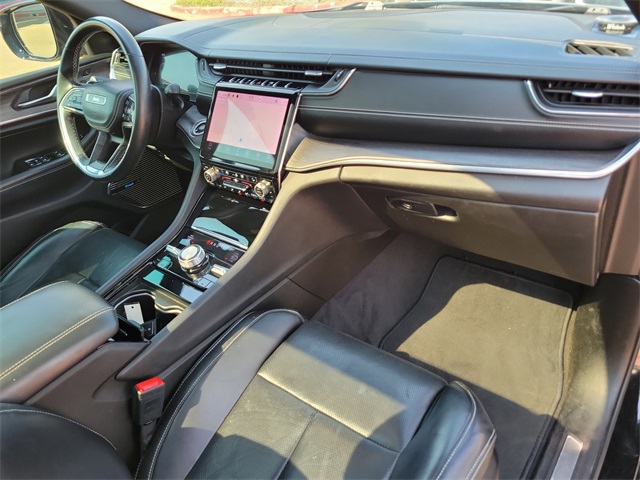 2021 Jeep Grand Cherokee Overland photo 18