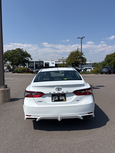 2024 Toyota Camry SE photo 6