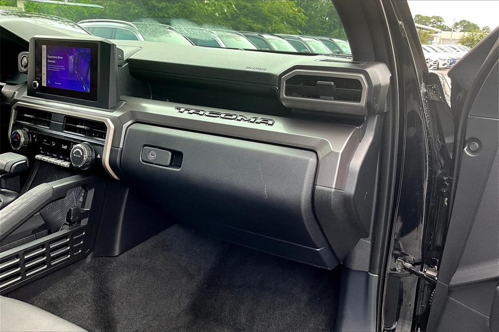 2024 Toyota Tacoma SR5 photo 24