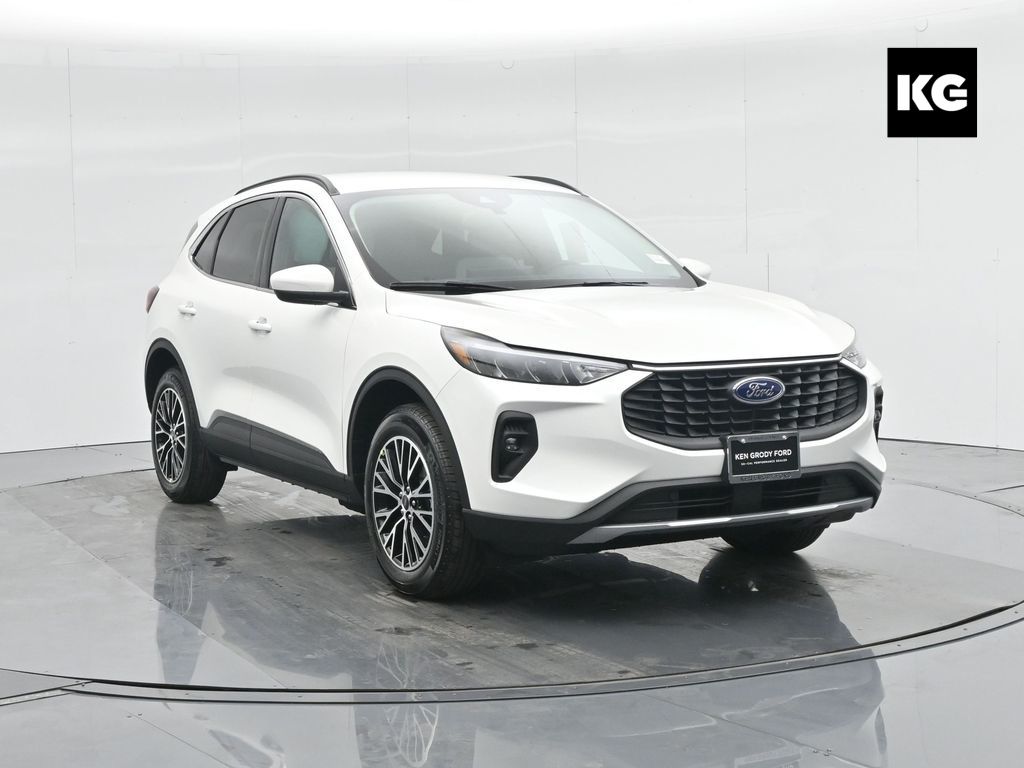 2025 Ford Escape PHEV