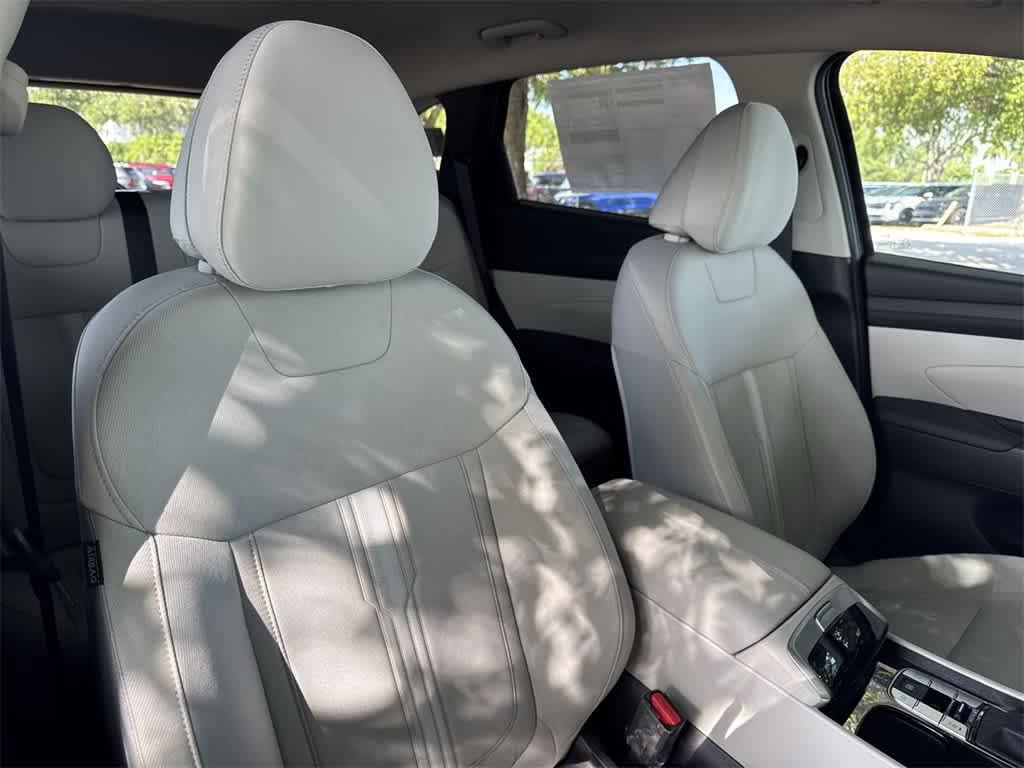 2026 Hyundai Tucson SEL photo 25