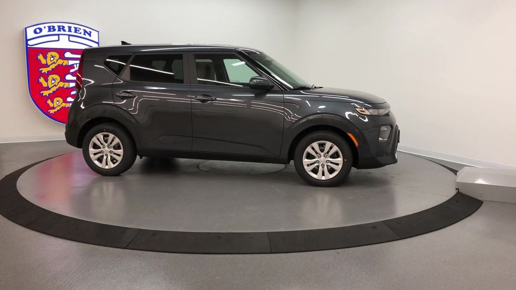 Used 2021 Kia Soul LX with VIN KNDJ23AU5M7766935 for sale in Normal, IL