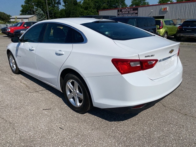 2019 Chevrolet Malibu photo 4
