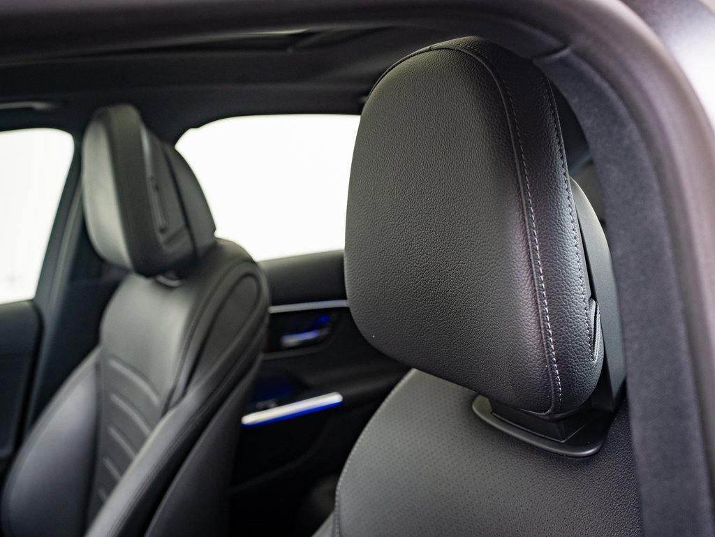 2022 Mercedes Benz C 300 4MATIC Sedan photo 21