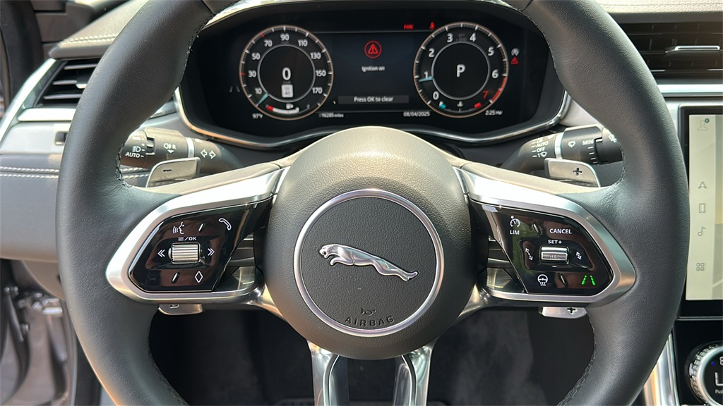 2024 Jaguar XF P300 R-Dynamic SE photo 13