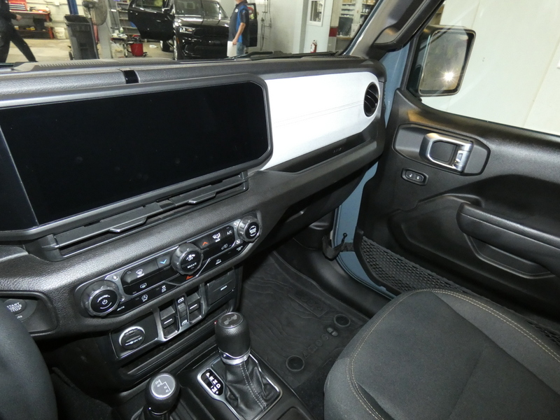 2024 Jeep Wrangler Sport photo 7