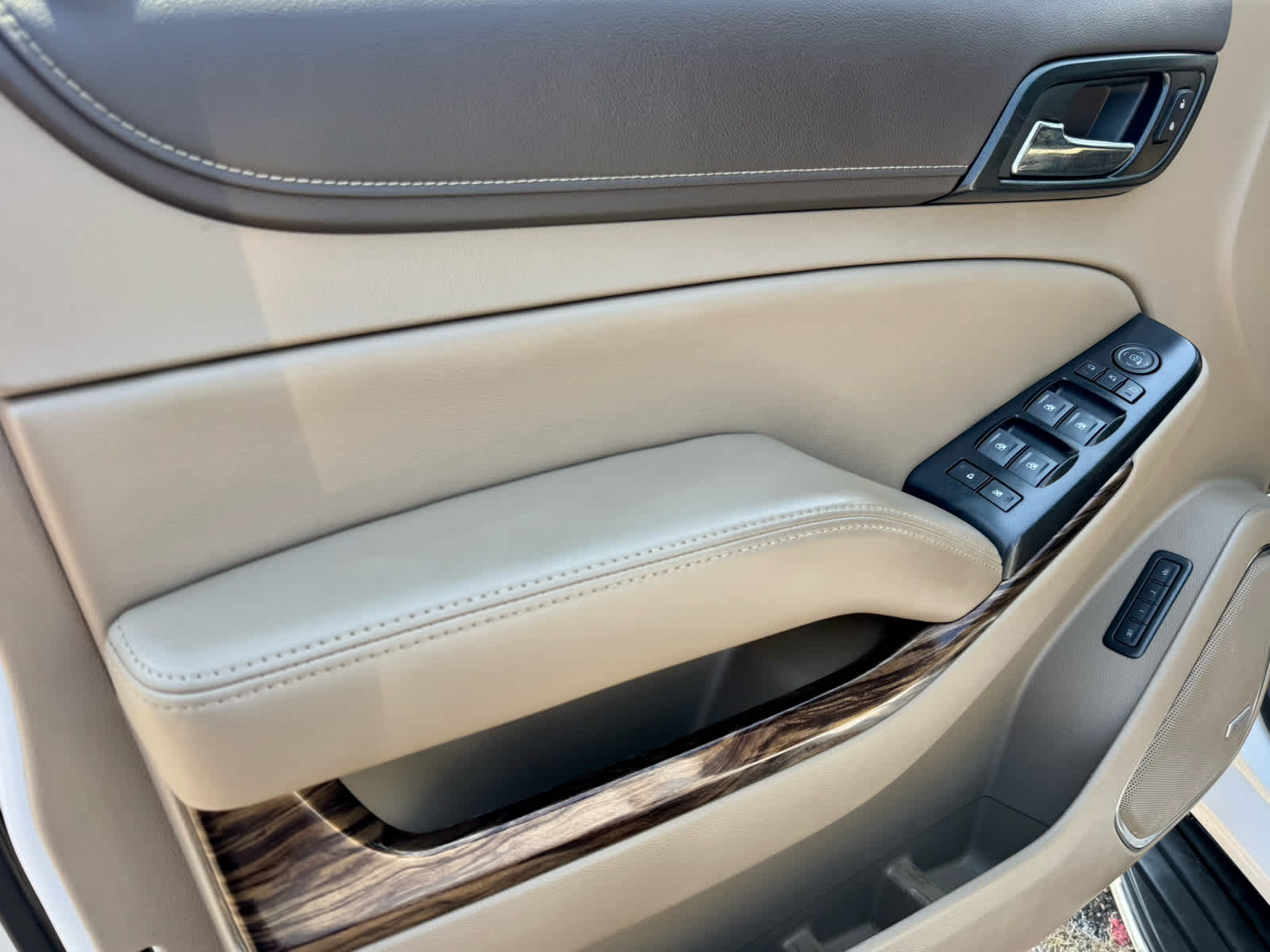 2020 Gmc Yukon XL SLT photo 14
