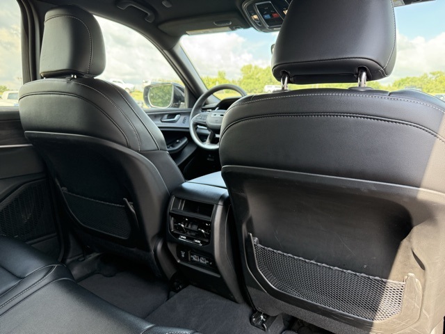 2024 Jeep Grand Cherokee Limited photo 13