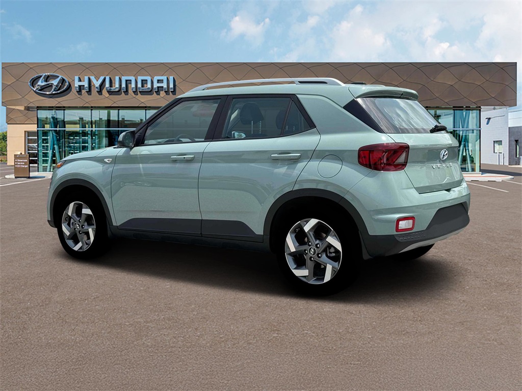 2025 Hyundai Venue Limited photo 4
