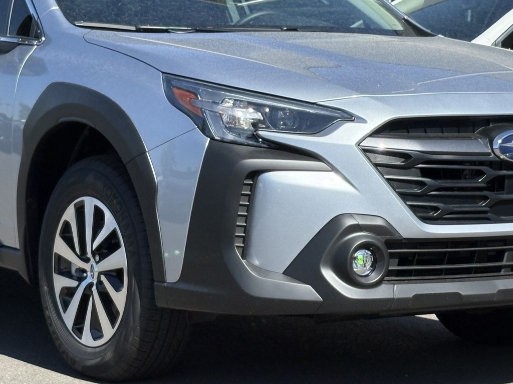2025 Subaru Outback Premium photo 2