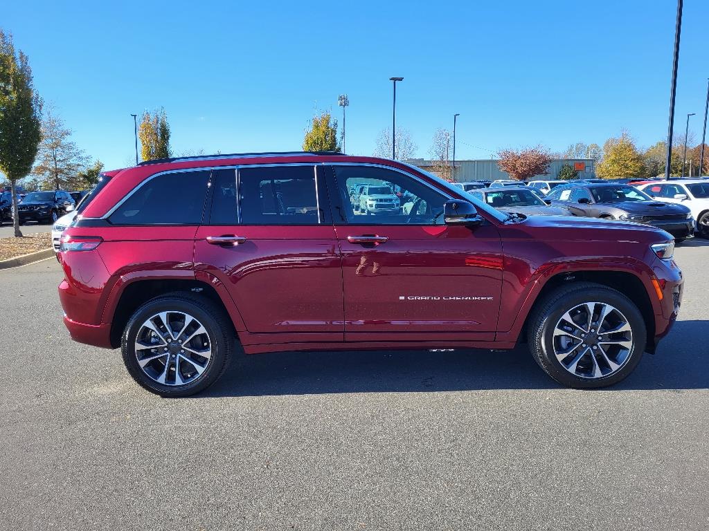2024 Jeep Cherokee 4xe Overland photo 22