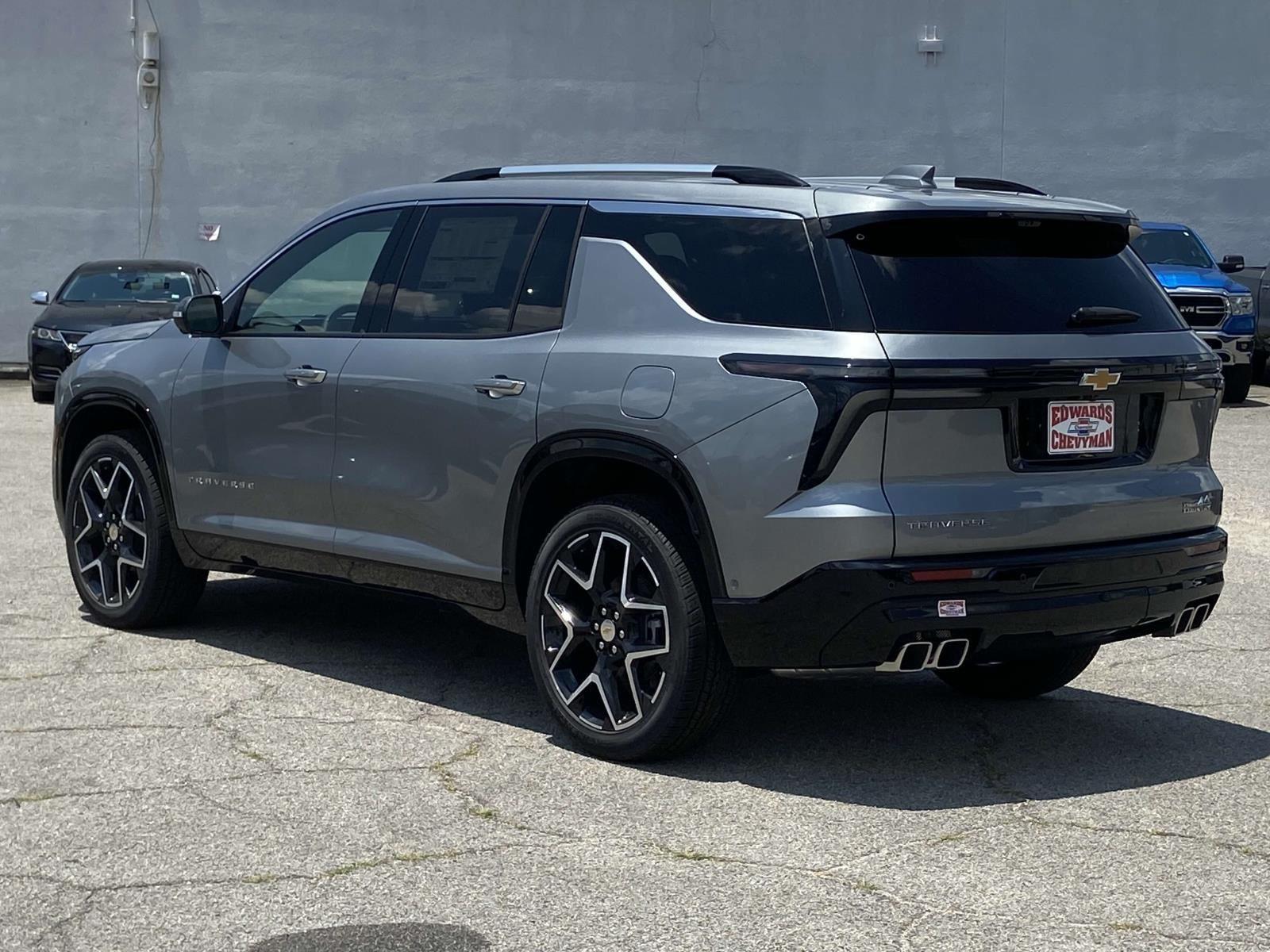 2025 Chevrolet Traverse High Country photo 2