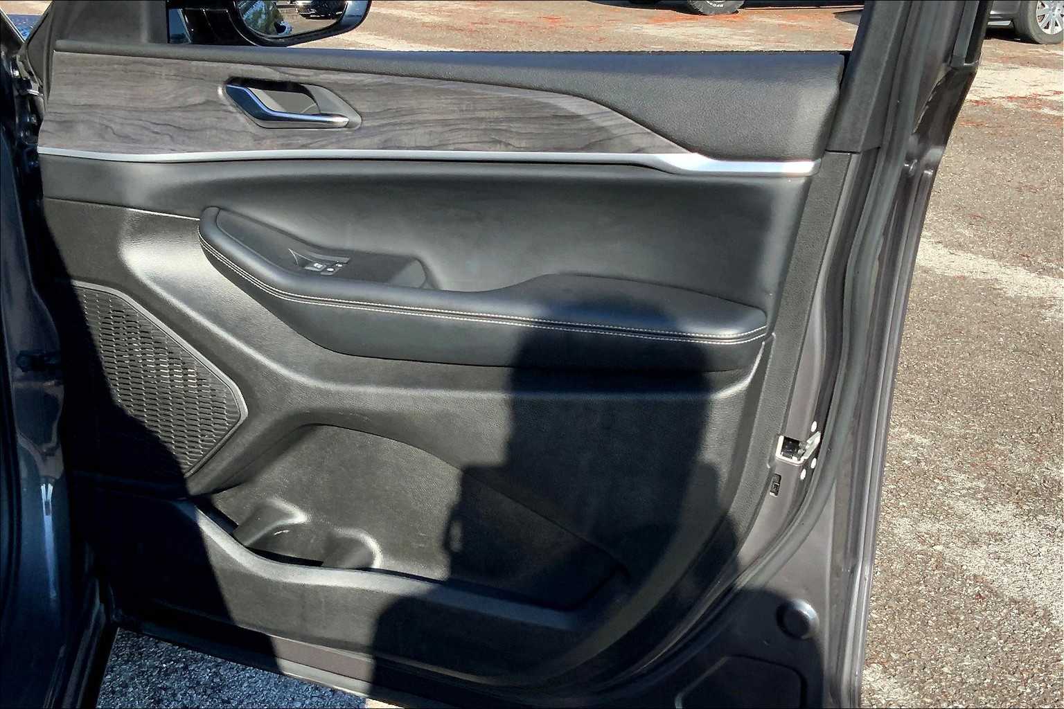 2024 Jeep Grand Cherokee Limited photo 20
