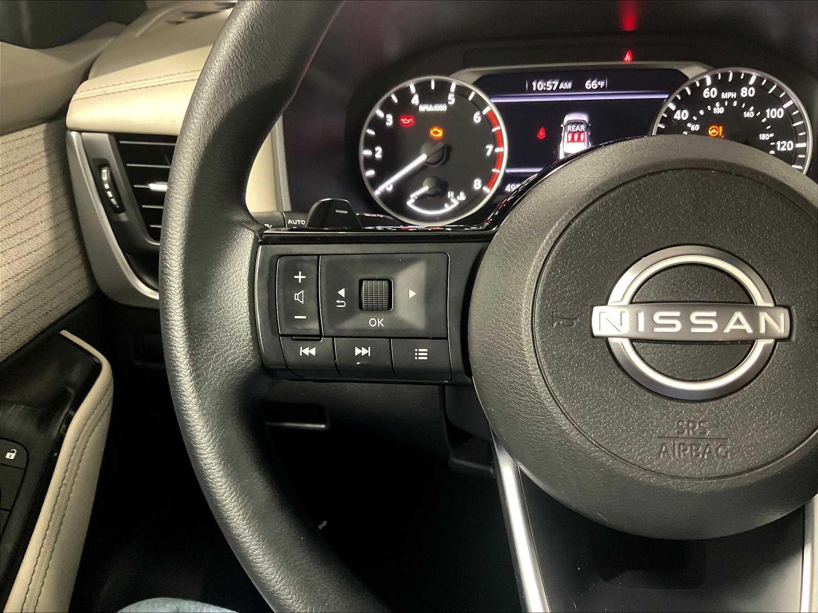 2023 Nissan Rogue SV photo 22