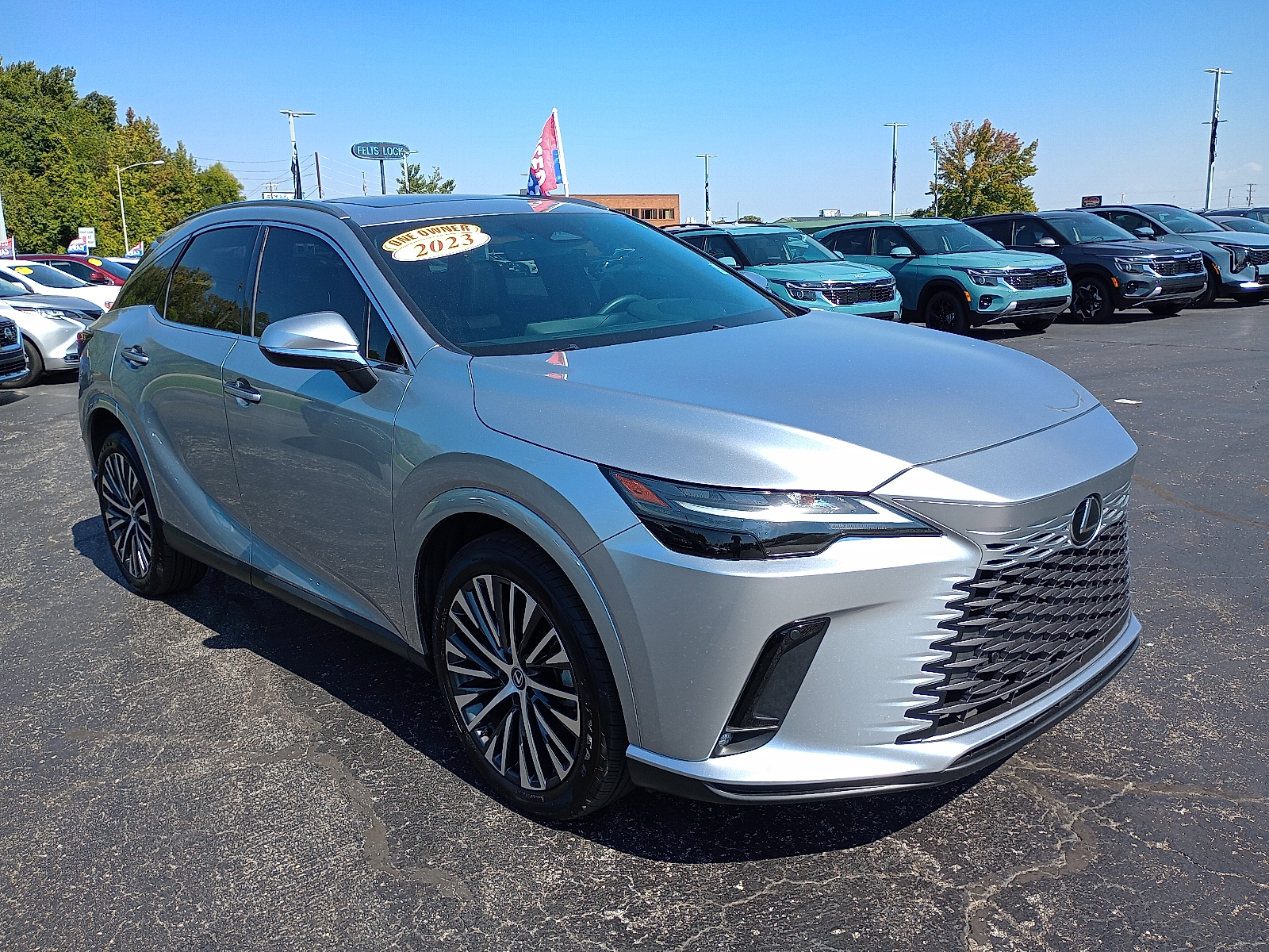 2023 Lexus RX 350's photo