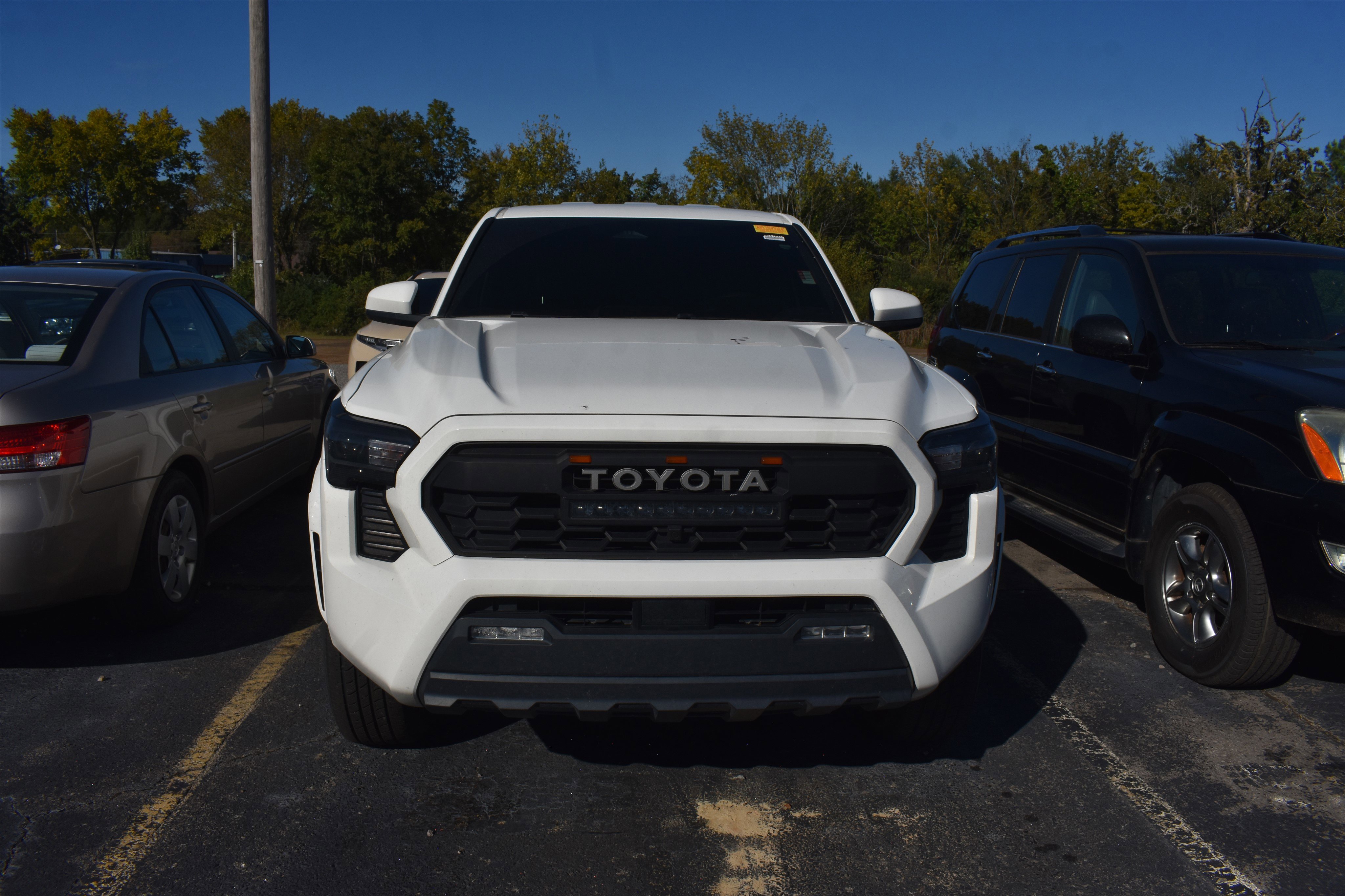 Used 2024 Toyota Tacoma SR5 with VIN 3TYKB5FN7RT009411 for sale in Little Rock