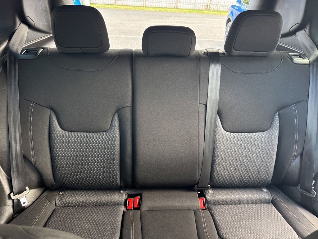 2021 Jeep Renegade Latitude photo 16