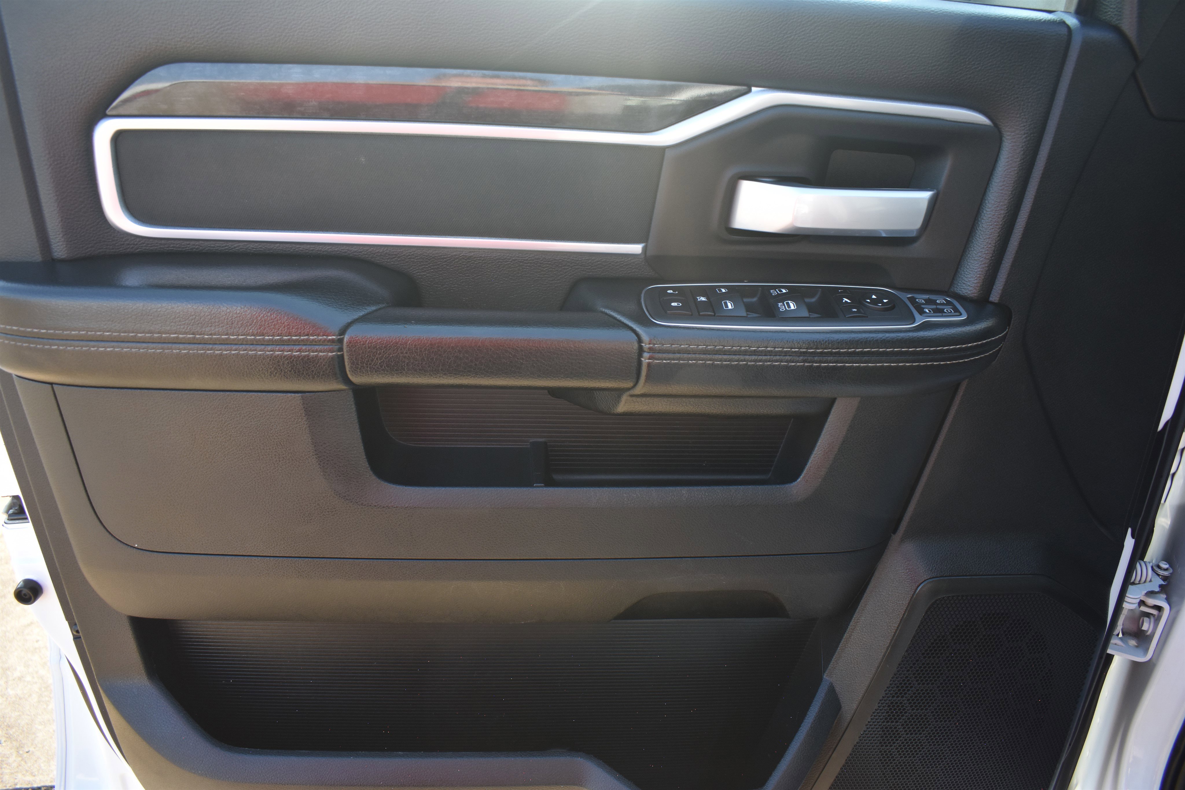 2024 Ram 2500 Big Horn photo 8