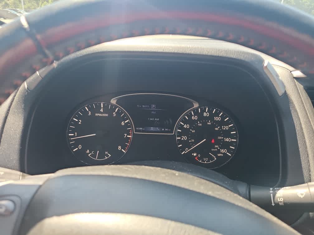 2020 Nissan Pathfinder SL Rock Creek photo 3