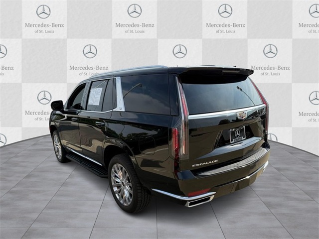 2021 Cadillac Escalade Premium Luxury photo 3