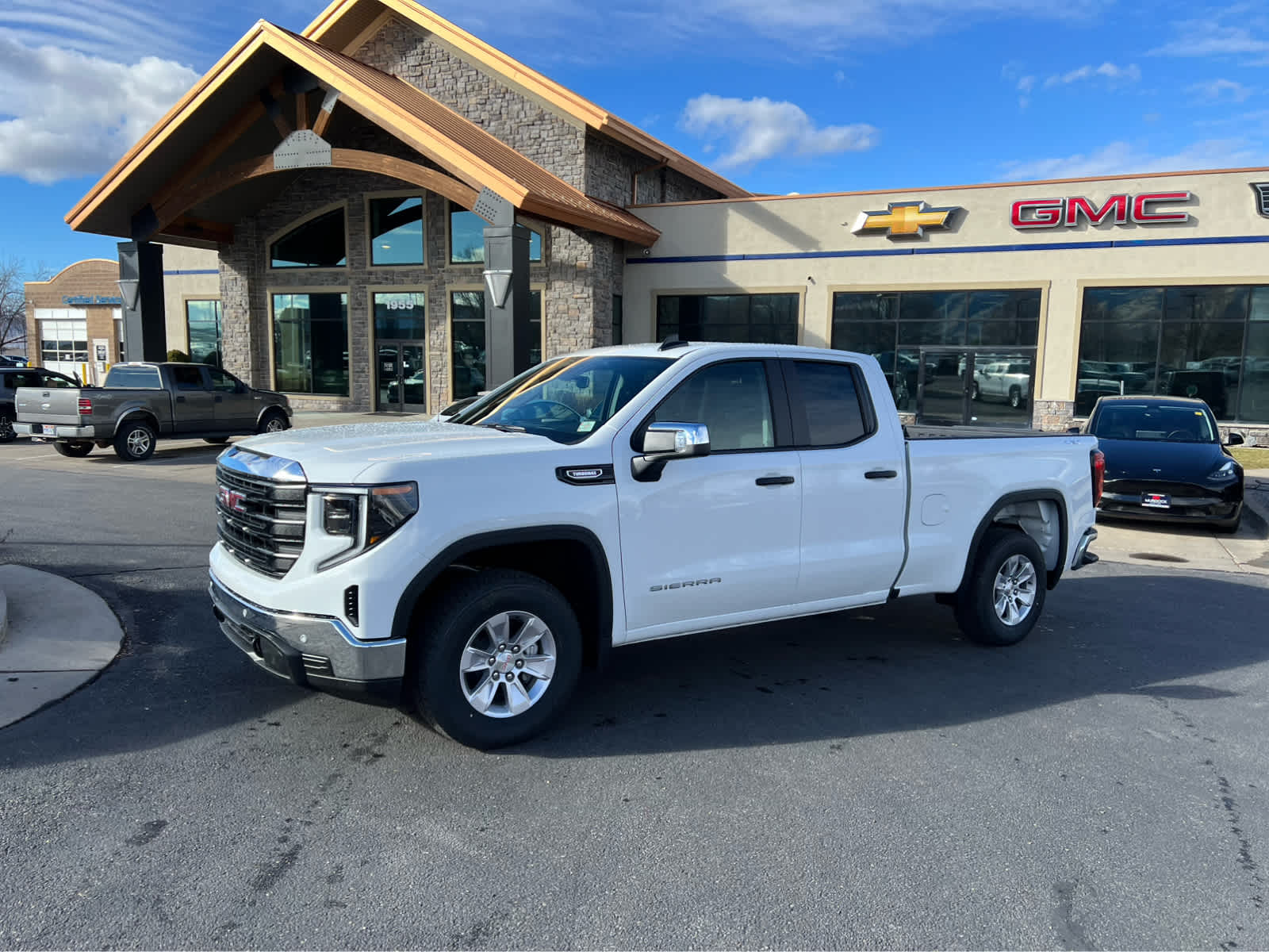 2026 GMC Sierra 1500 Pro's photo