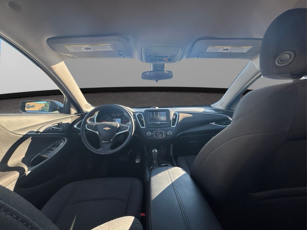 2017 Chevrolet Malibu 1LT photo 20