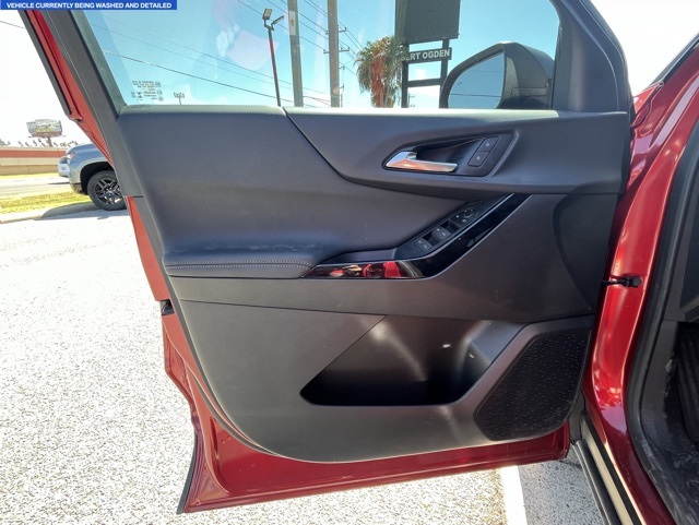2025 Chevrolet Equinox LT photo 6