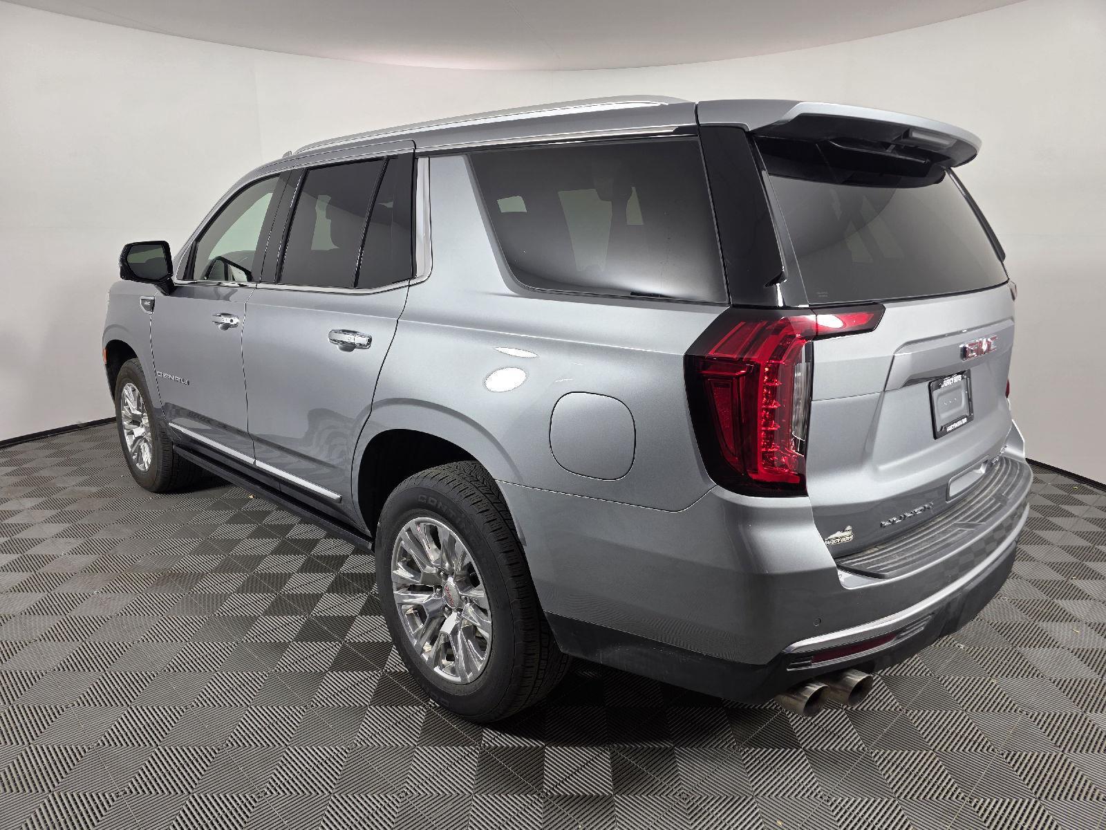 2024 Gmc Yukon Denali photo 3