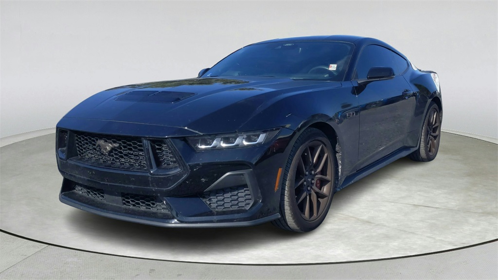 2024 Ford Mustang GT Premium photo 3