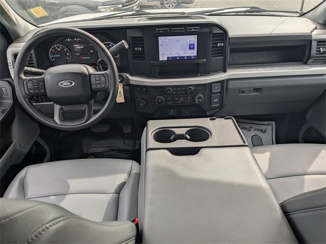 2023 Ford F-350 XL photo 11