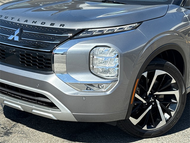 2022 Mitsubishi Outlander SEL photo 7