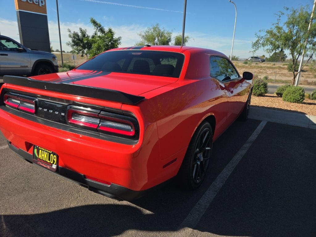 2018 Dodge Challenger R/T photo 4