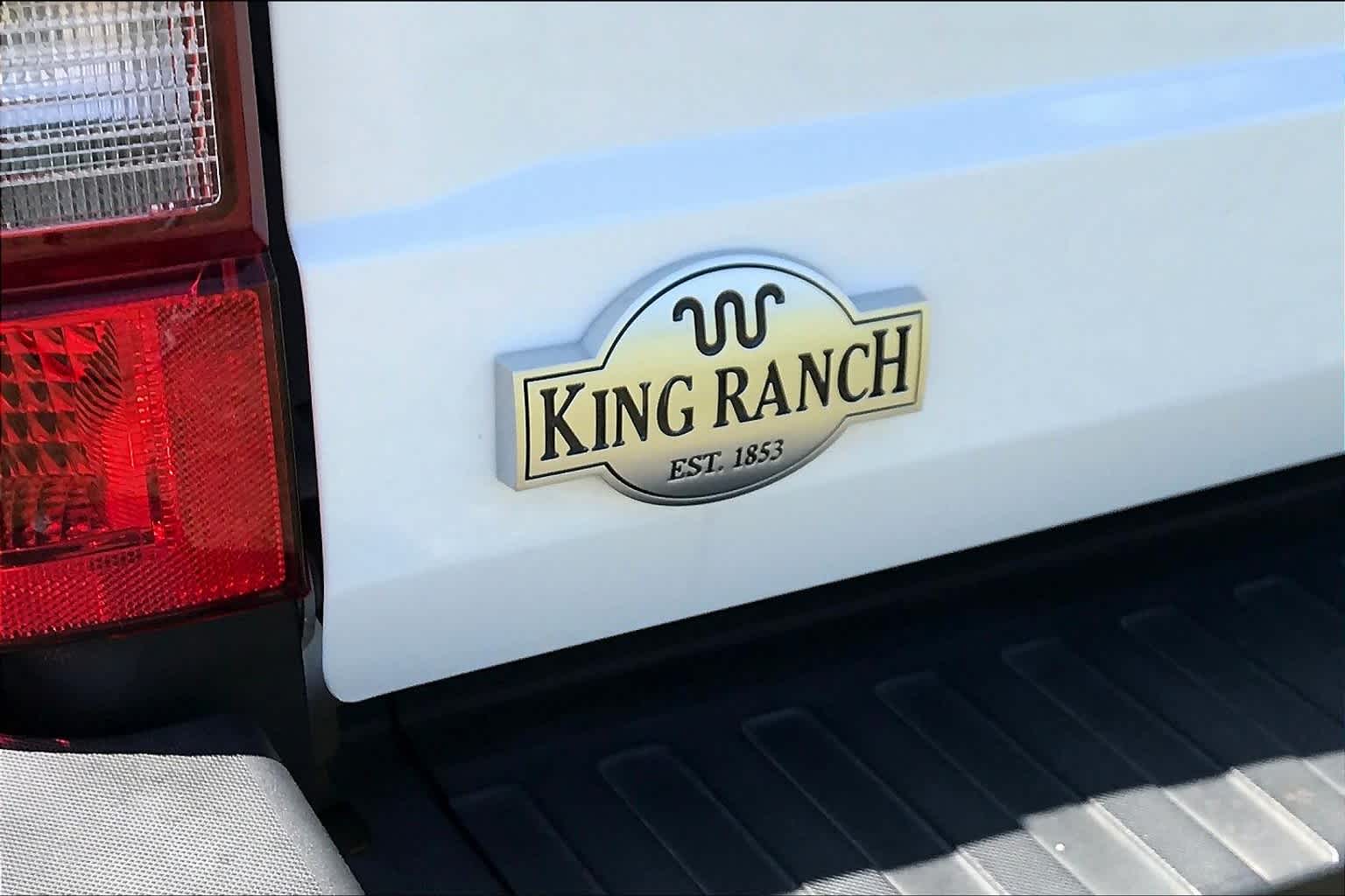2022 Ford F-450 King Ranch photo 27