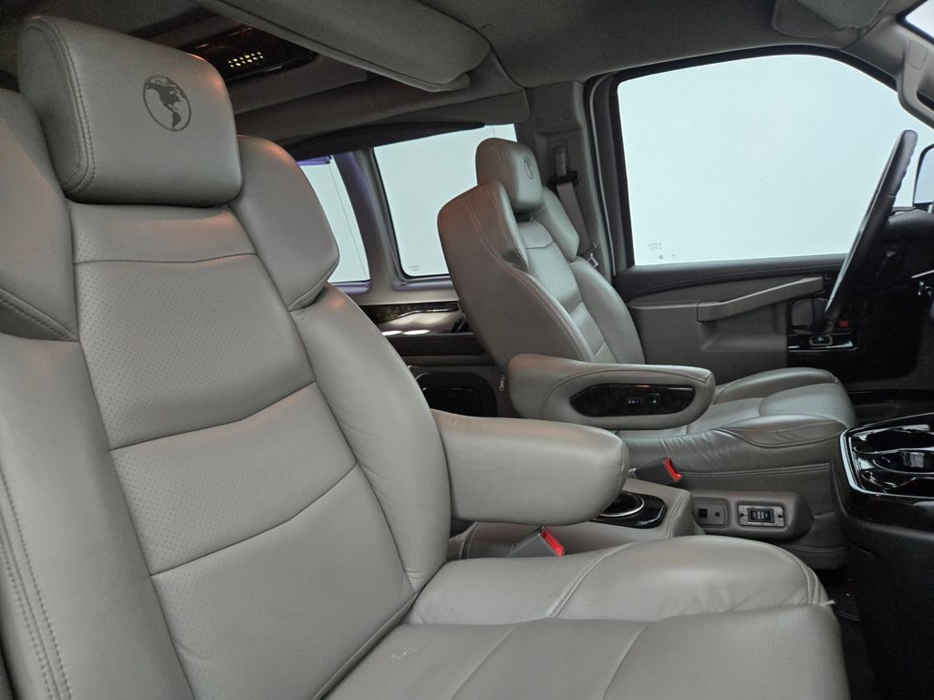 2023 Chevrolet Express photo 37