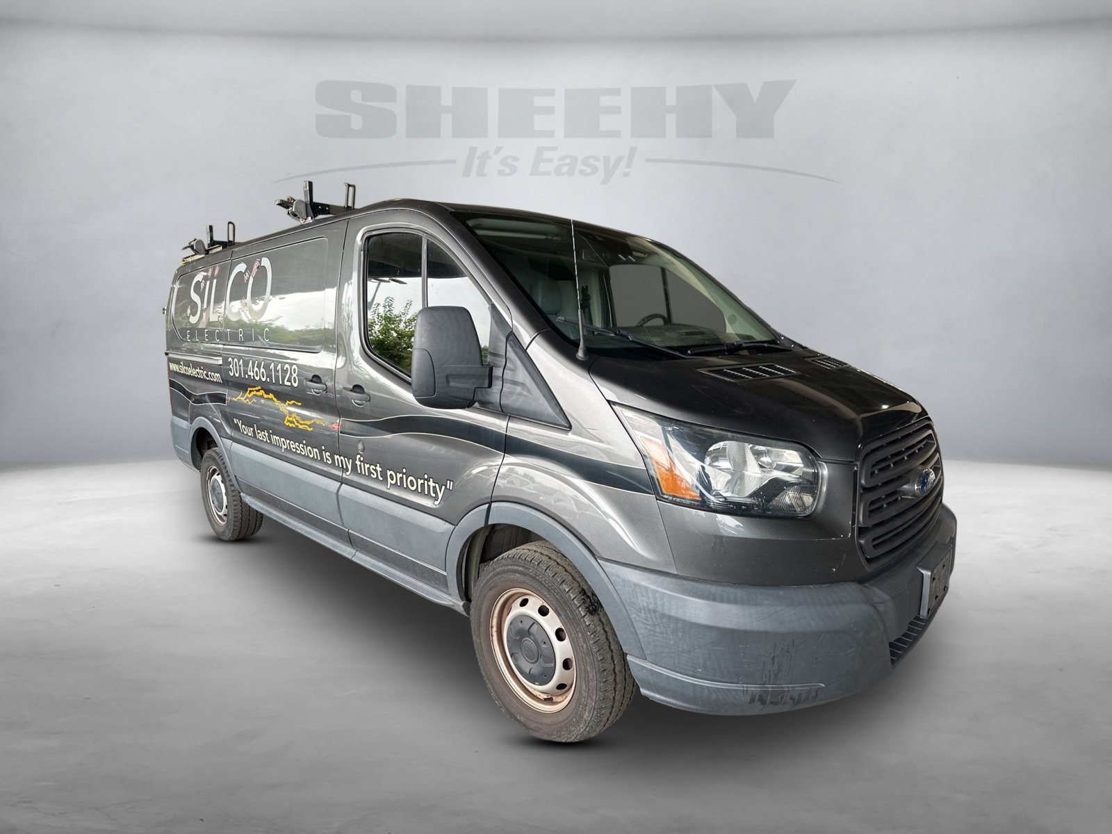 2017 Ford Transit photo 2