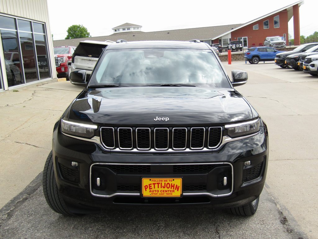 2022 Jeep Grand Cherokee Overland photo 11