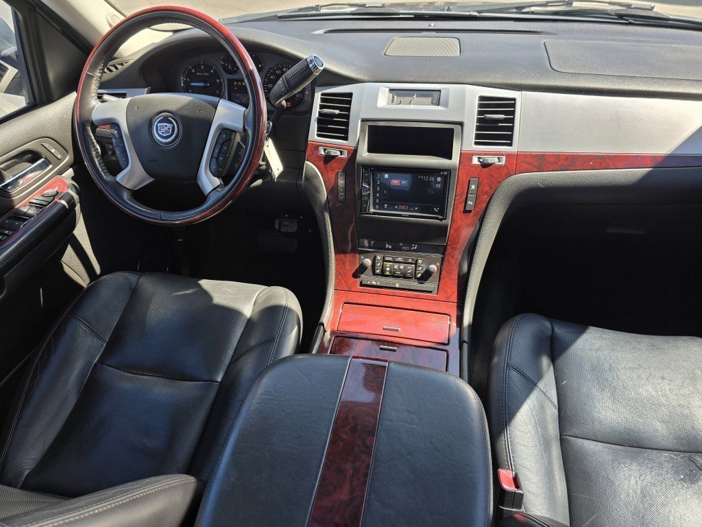 2007 Cadillac Escalade Base photo 27