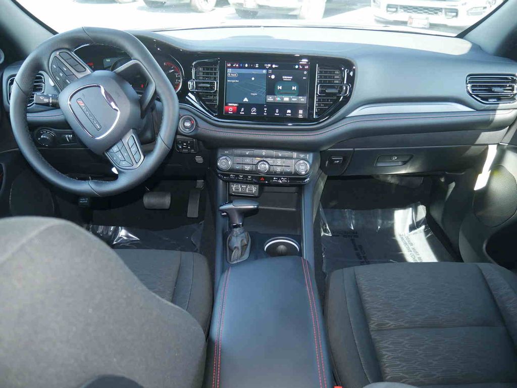 2025 Dodge Durango GT photo 4