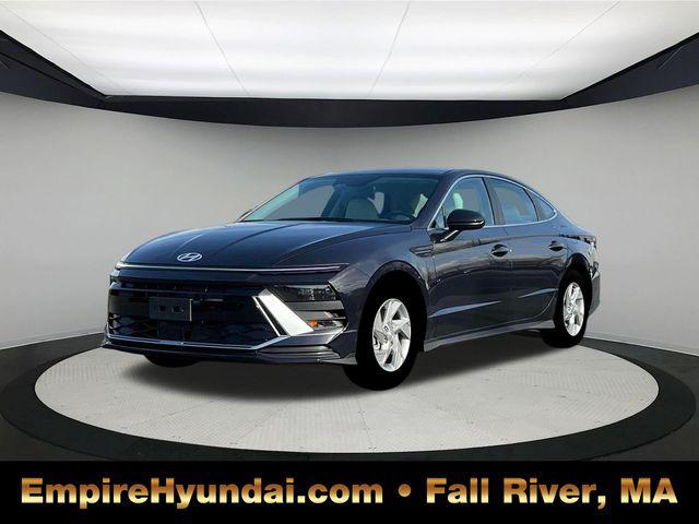 2025 Hyundai Sonata SE's photo