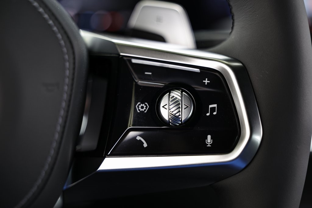 2025 Bmw 740i photo 32