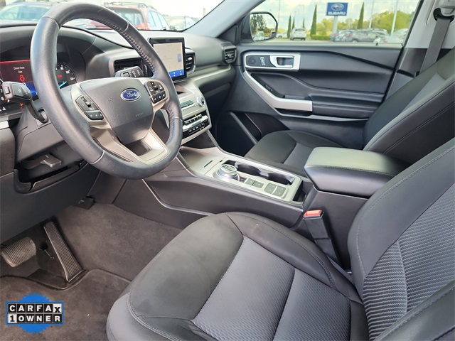 2023 Ford Explorer XLT photo 13