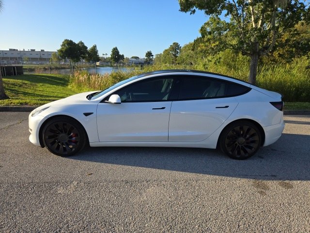2022 Tesla Model 3 Performance photo 2