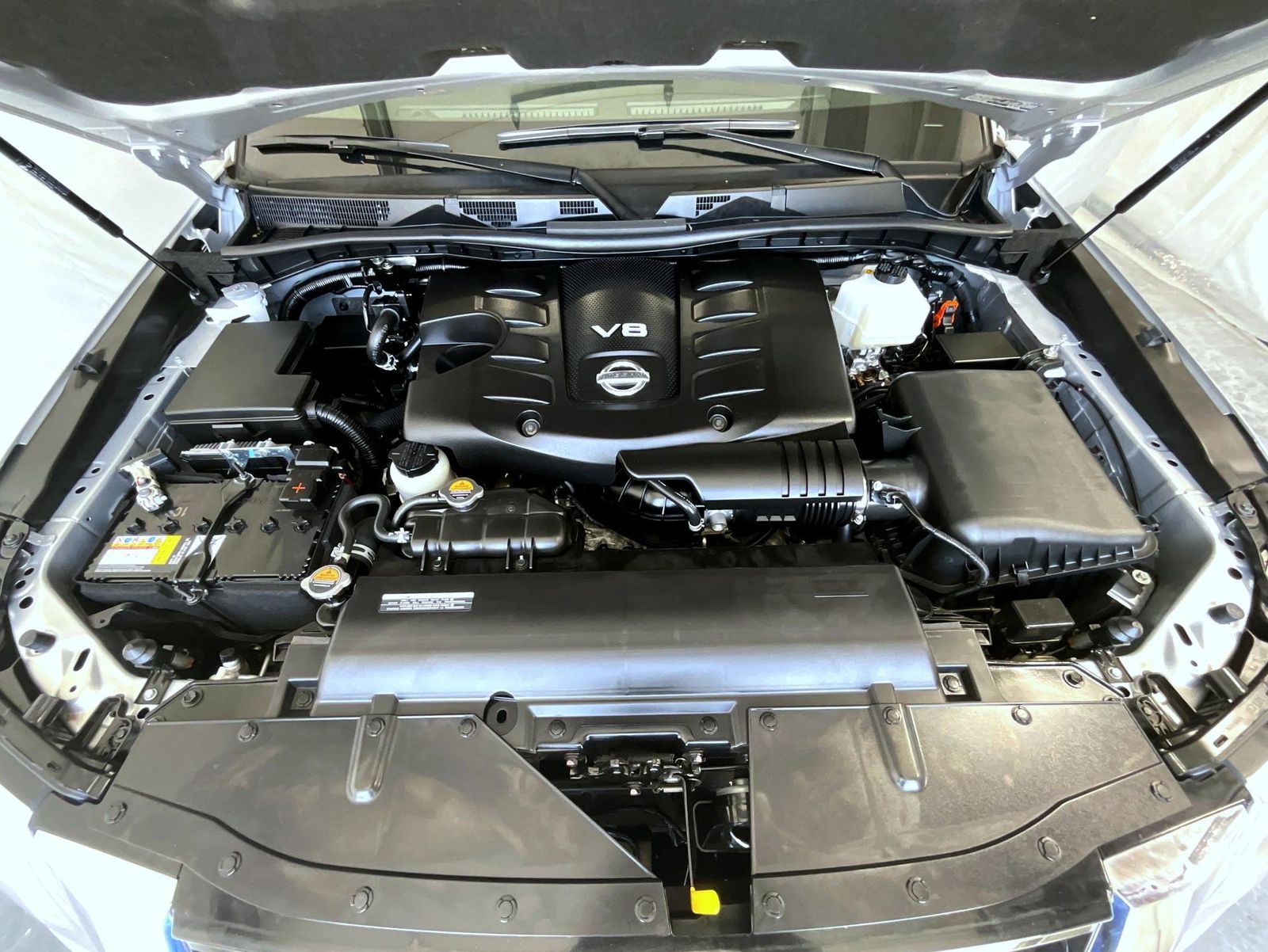 2024 Nissan Armada SL photo 23