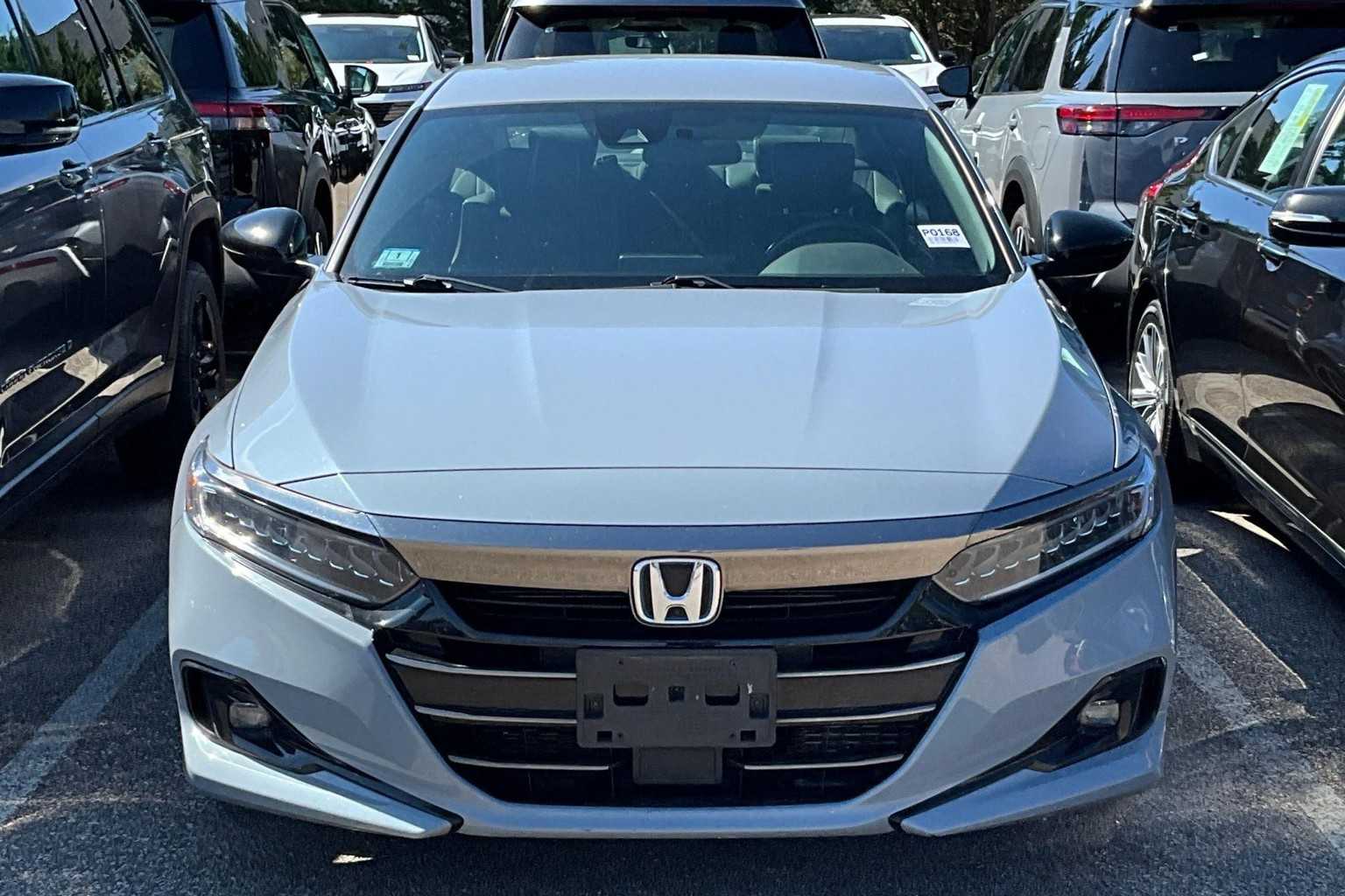 2022 Honda Accord Hybrid Sport photo 2
