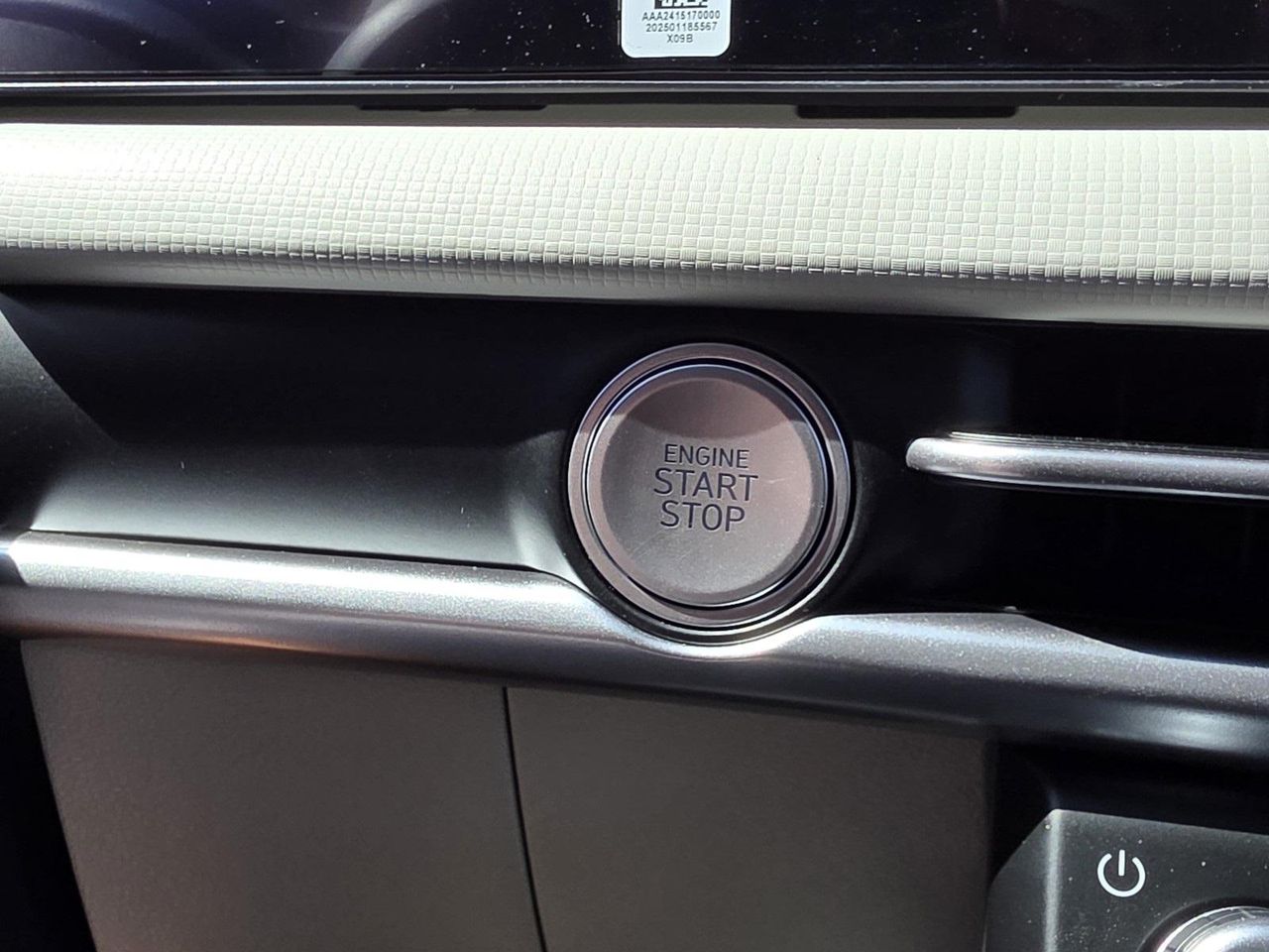 2025 Hyundai Tucson SE photo 23