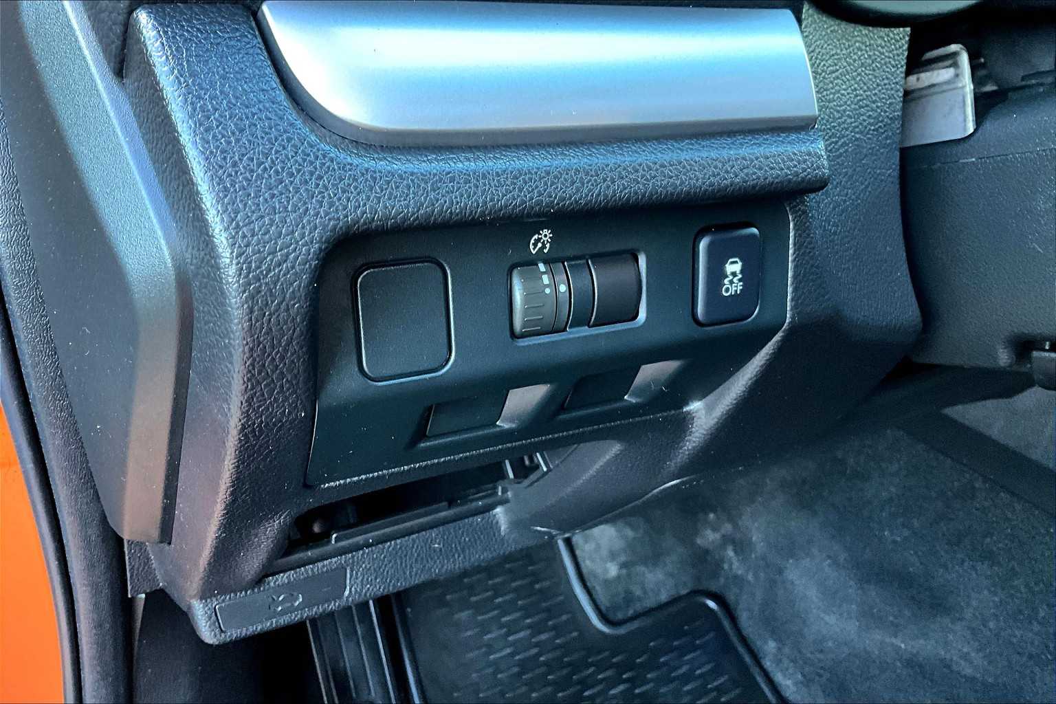 2014 Subaru Crosstrek Premium photo 31
