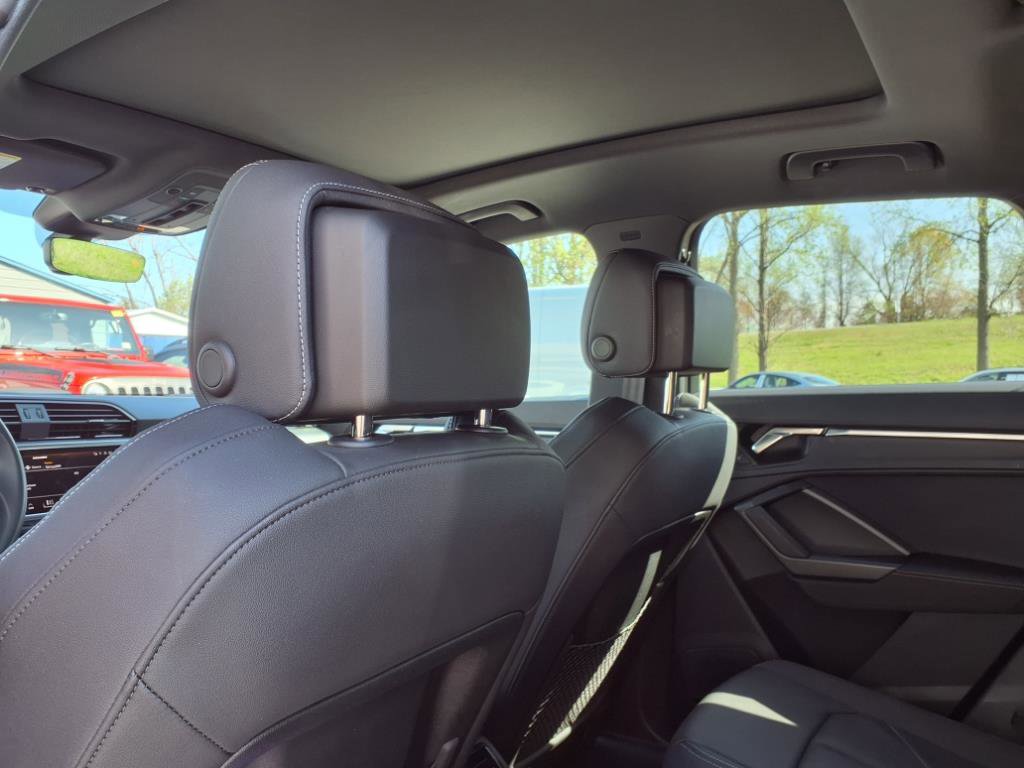 2024 Audi Q3 S line Premium Plus photo 17
